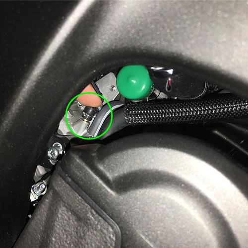 Yamaha XSR900 - Toma de vacío